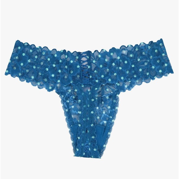 Victoria's Secret Lace Back Thong - Picture 2 of 2